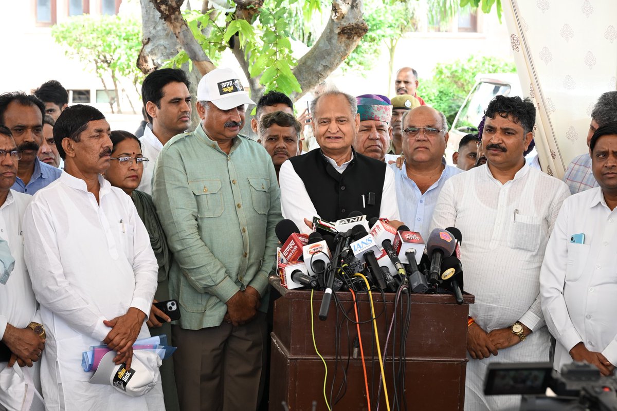 ashokgehlot51's tweet image. आज विधानसभा में।