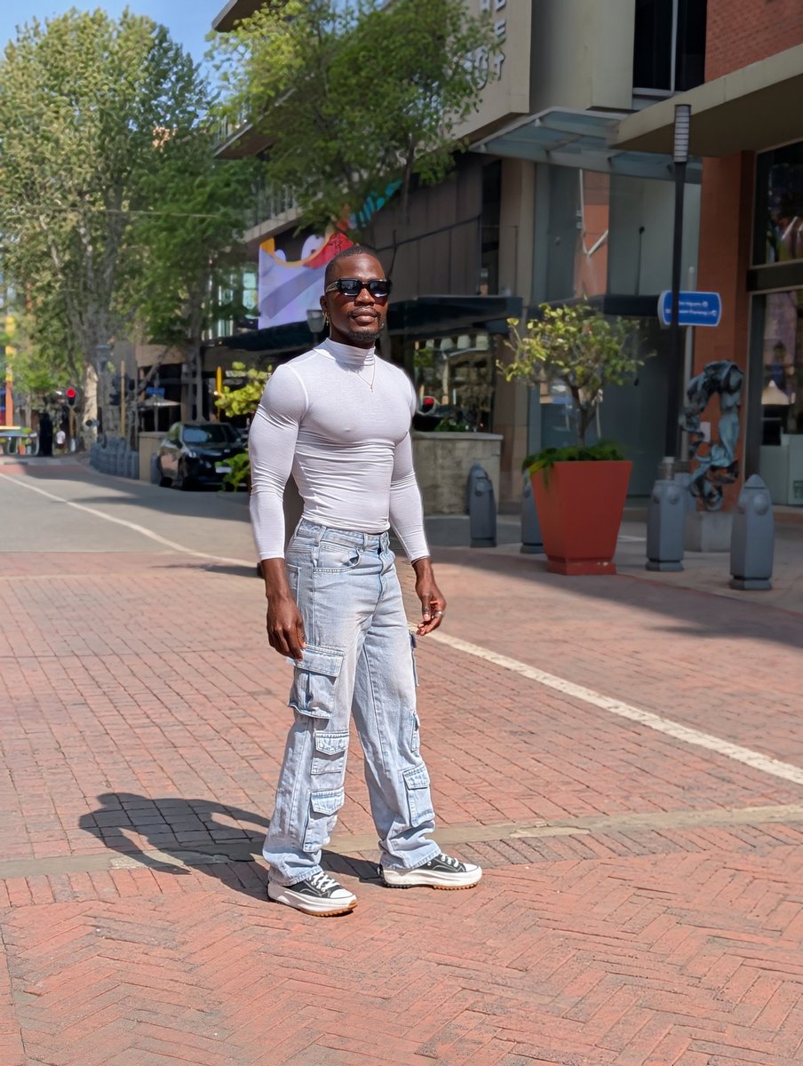 ModelNicholas's tweet image. MR LOVER BOY 🤍📌🇿🇦
.
.
#Fashionmodel 
LIKE AND REPOST 🫶