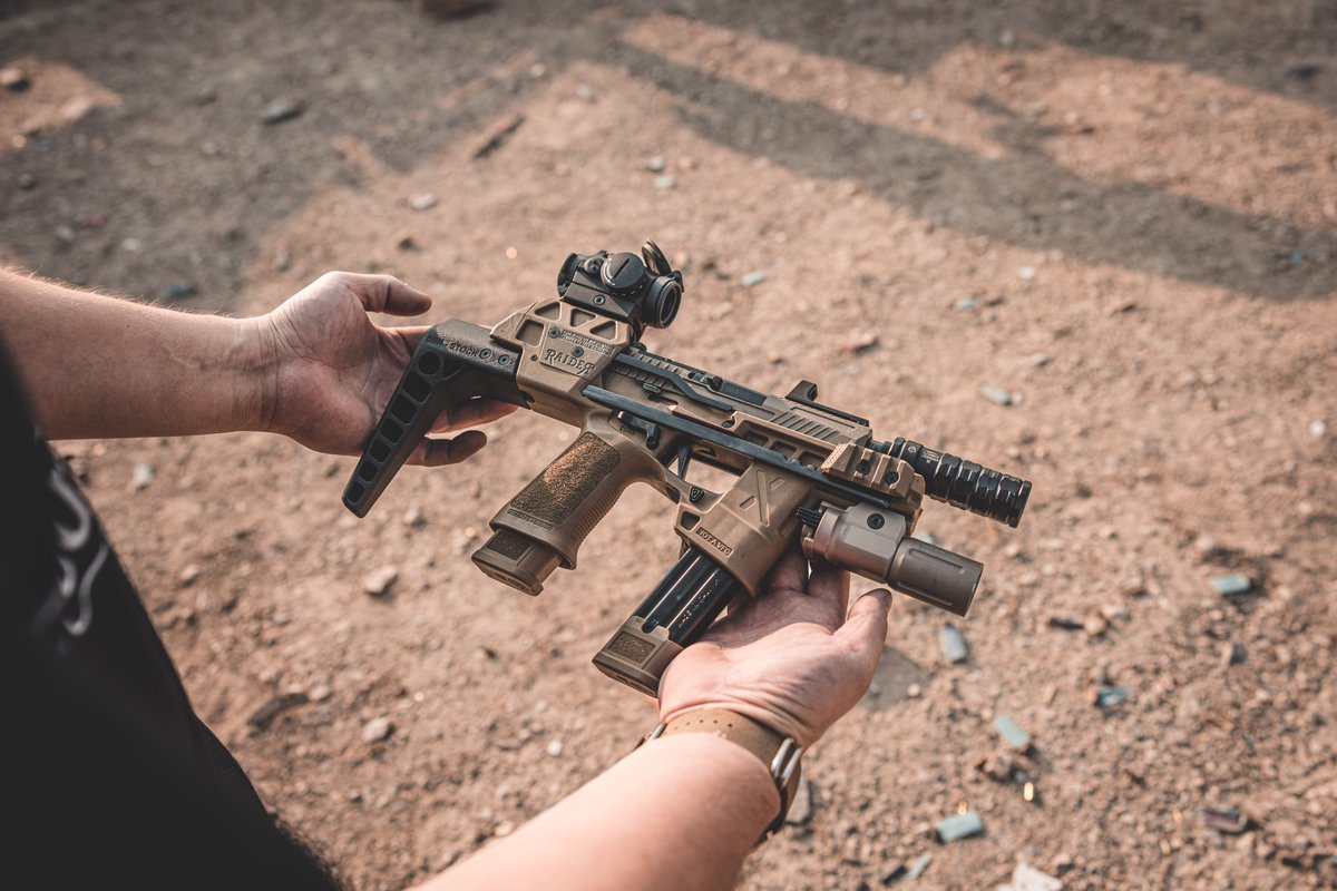 AimpointUSA's tweet image. Micro and the mighty.  

Featured optic, Micro® T-2™ aimpoint.info/39avv3R   

NOT A FIREARMS SALE⁠  

📷: Fixed Sight Media  

#aimpoint #microt2 #unityfast #alwaysready #alwayson #reddotsight #reddot #reddotoptic #compactsight