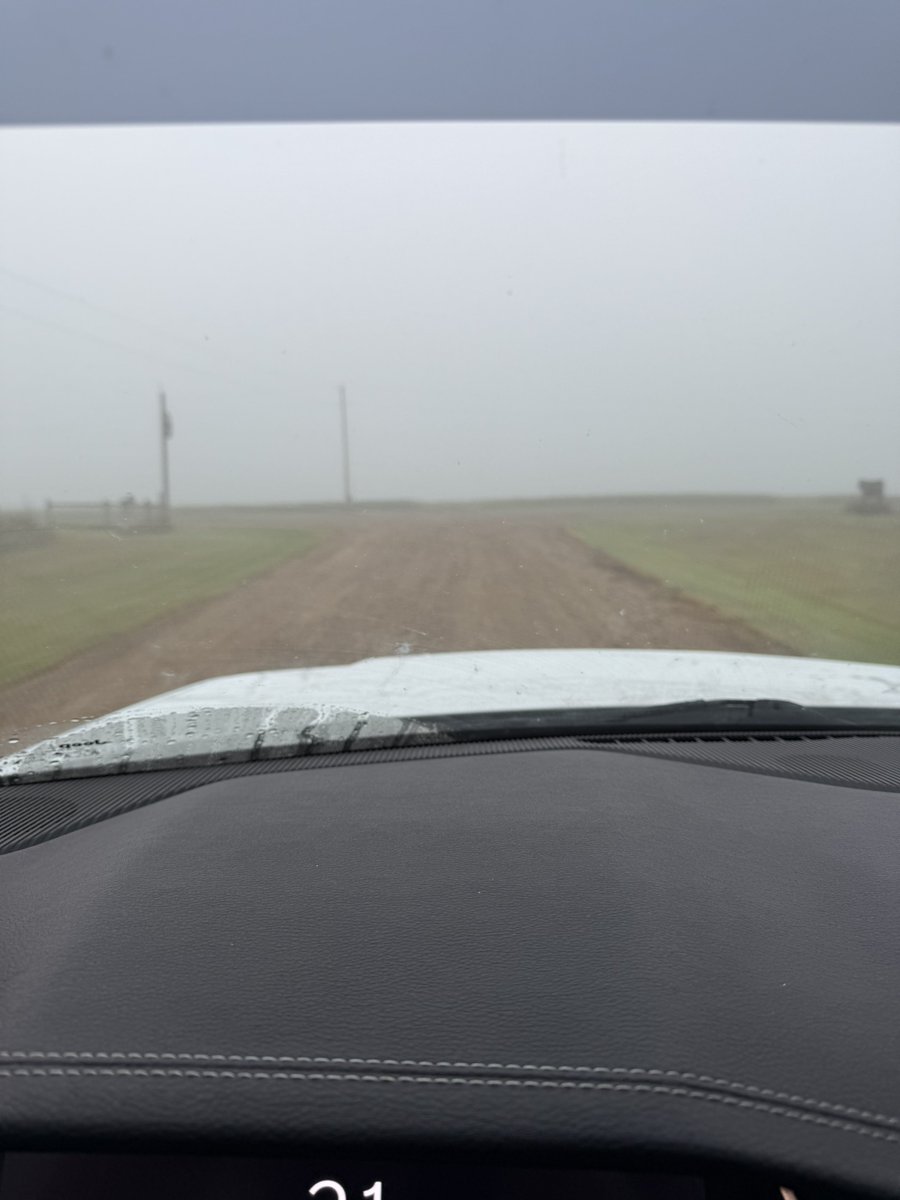 Heavy fog this morning.
If you go by the Farmer’s Almanac…
❄️ Snow hits 60-90 days after the first big fog.
Let’s see if it holds.