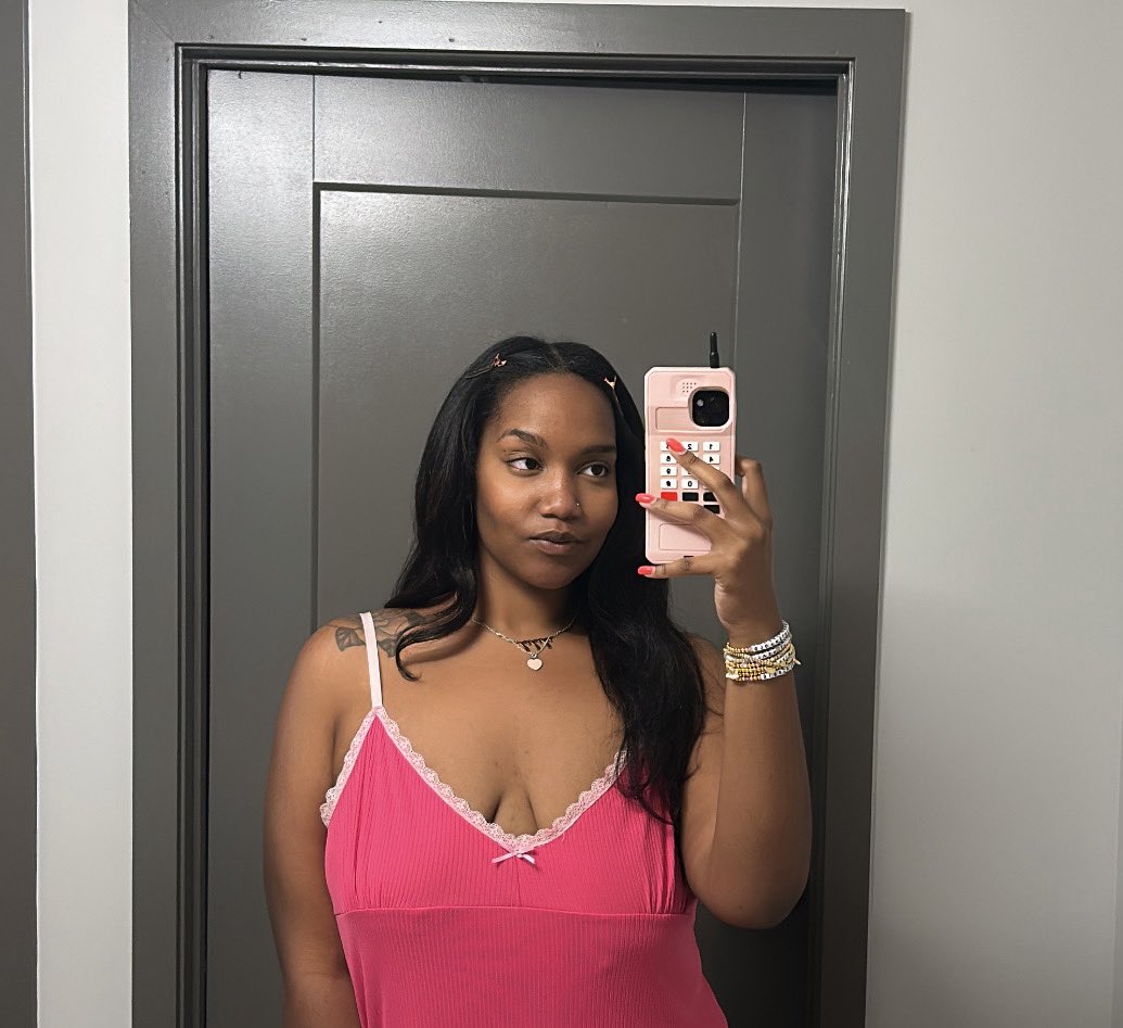jadahbri419's tweet photo. Good morning from a real life Barbie💕 https://t.co/xBFUJnaPh7