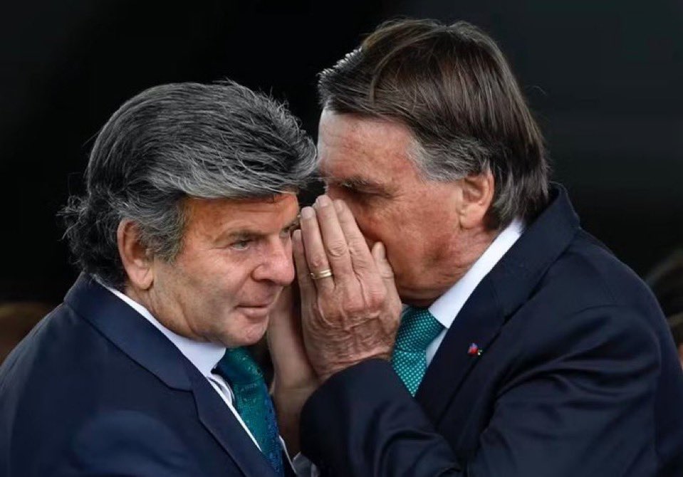 _Janoninho's tweet image. Comenta aqui 

FUX APOIA GOLPISTA