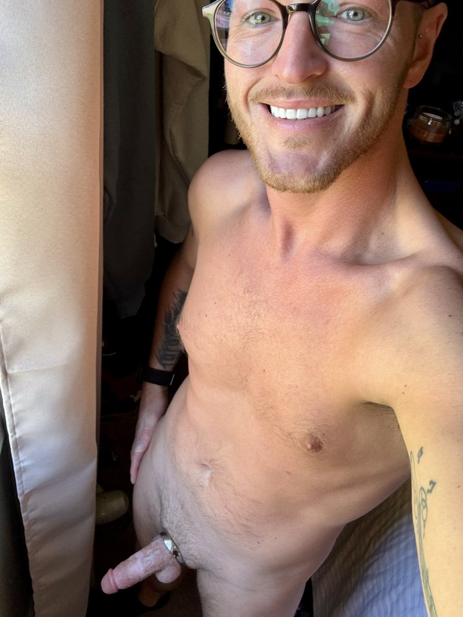 midwestguy91XXX's tweet photo. Who needs coffee when Wednesday starts like this? ☕🍆
https://t.co/r5DErARKDg https://t.co/M8dNXfInNq