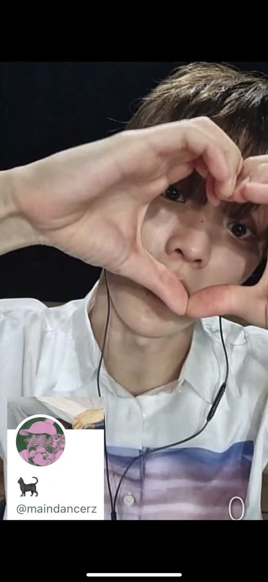 maindancerz's tweet photo. [GIVEAWAY FOR DEOBITNA] 💌

karena aku dapet fancall changmin and it went well, aku mau bagi-bagi sedikit :]

🎁 a;effect sealed albums for 5 people! (+ POB*)
🎁 re:nk products for 2 people (+ juyeon pcs!) 

just RT this until Sept 13, 23.59 WIB!
i’ll choose the winner randomly🤓 https://t.co/tR4C5mStSU