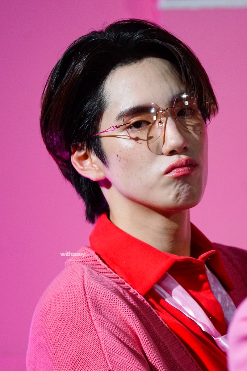 withzeeyo's tweet image. คับภูภู 

#SUNSILKxBUS 
#SUNSILKผมไชน์วิ้งวิ้งวิ้งวิ้งxBUS
 #PHUTATCHAI