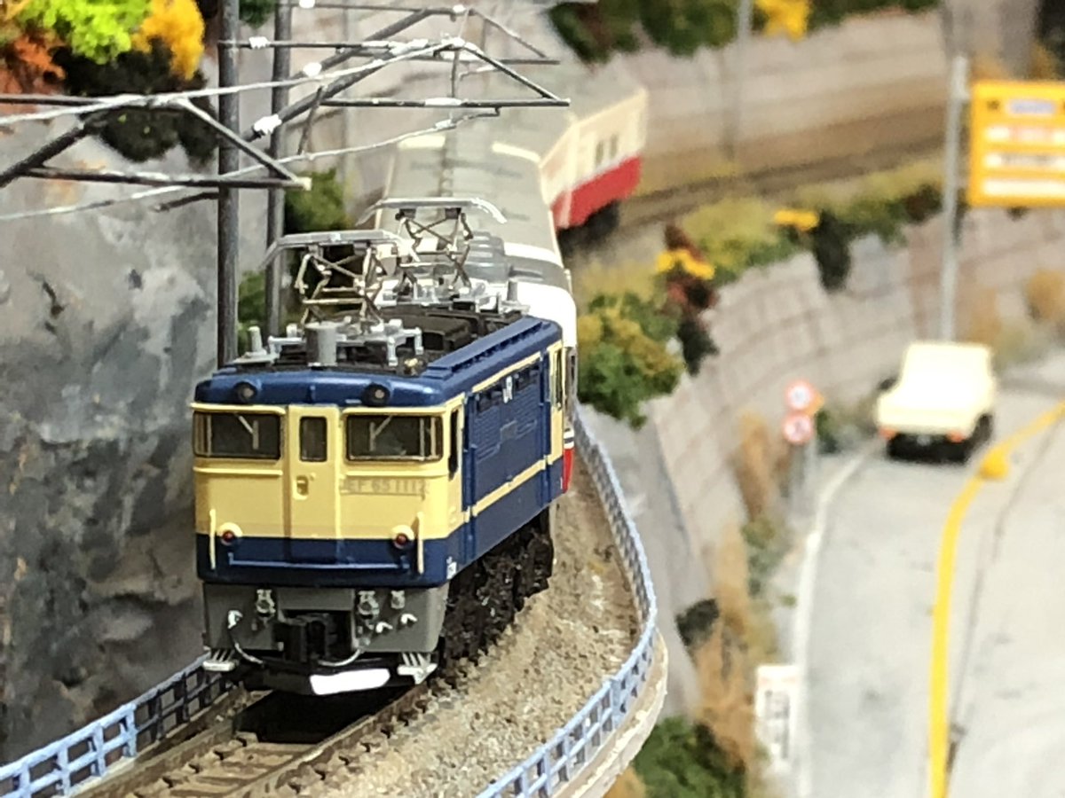 yossy_soft's tweet photo. EF65PF型は、当鉄道ではロクヨンやEF81に押されて出番が少なめでした。#Bトレ #Nゲージ　#EF65PF https://t.co/jM30fTcopl