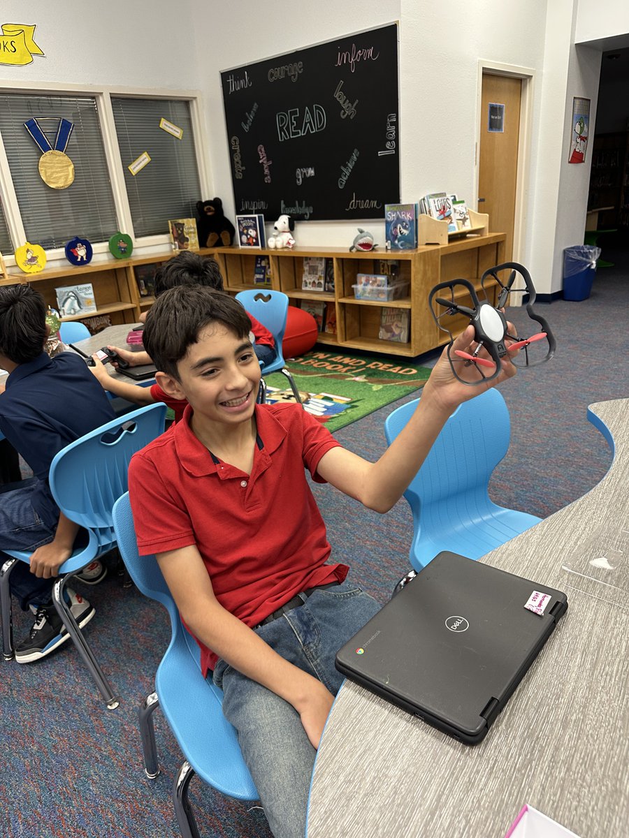 MveLibrary's tweet image. Introduction to Drone safety!@es_regarrido @GLuceroTech @EdTech_ObeOne