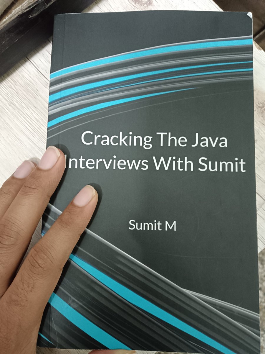 Now it’s time to go deep into learning Java. I’ll be spending the next  2 months with this book..
<a href="/SumitM_X/">SumitM</a> #java