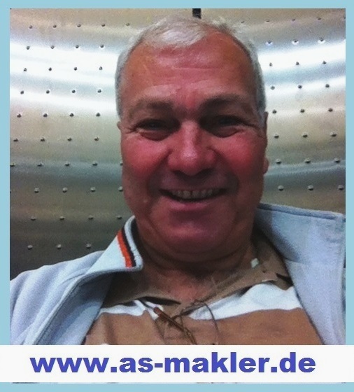 *Geschäftsmann mit Kapital sucht Haus*
in Mülheim an der Ruhr, bevorzugt in Speldorf, Saarn, Holthausen, Mintard oder Broich!
Herr Orhan Kilic ( Immobilienmakler -IHK)
„Mülheims umtriebigster Immobilienmakler“
Angebote: info@as-makler.de - 0155-650 957 00