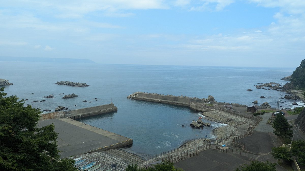 PH_Hatdove's tweet image. 【三陸旅行】
三陸鉄道の車窓から見た海
2025年8月撮影