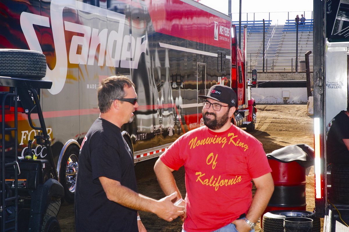 NonwingKingofKalifornia tweet media