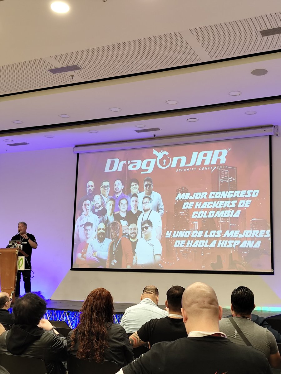 epsilon77's tweet photo. Let's go! #dragonjarcon https://t.co/GCV9dMW4XD