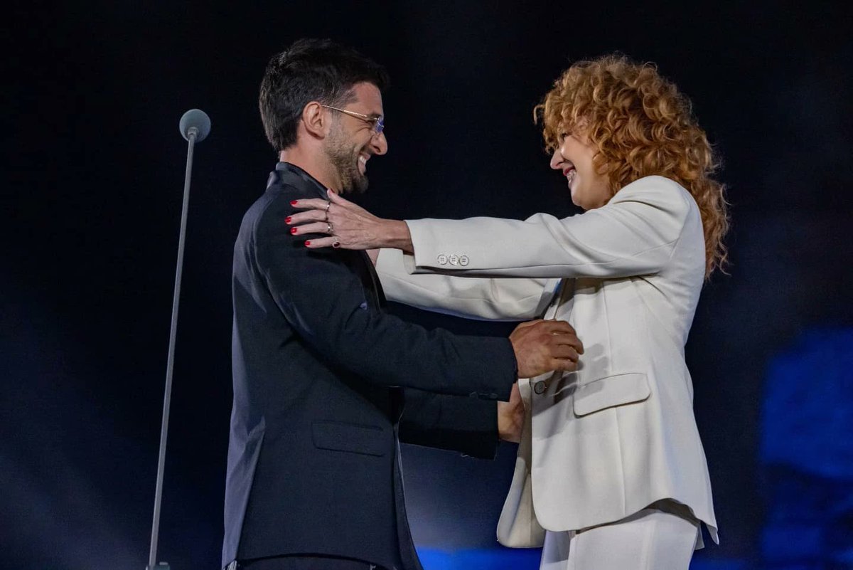 ilvolosiciliafp's tweet photo. #Repost @ilvolo
Questa sera su @RaiUno saremo ospiti di @FiorellaMannoia nel suo spettacolo "Semplicemente Fiorella". https://t.co/o5OR3RyZ2h