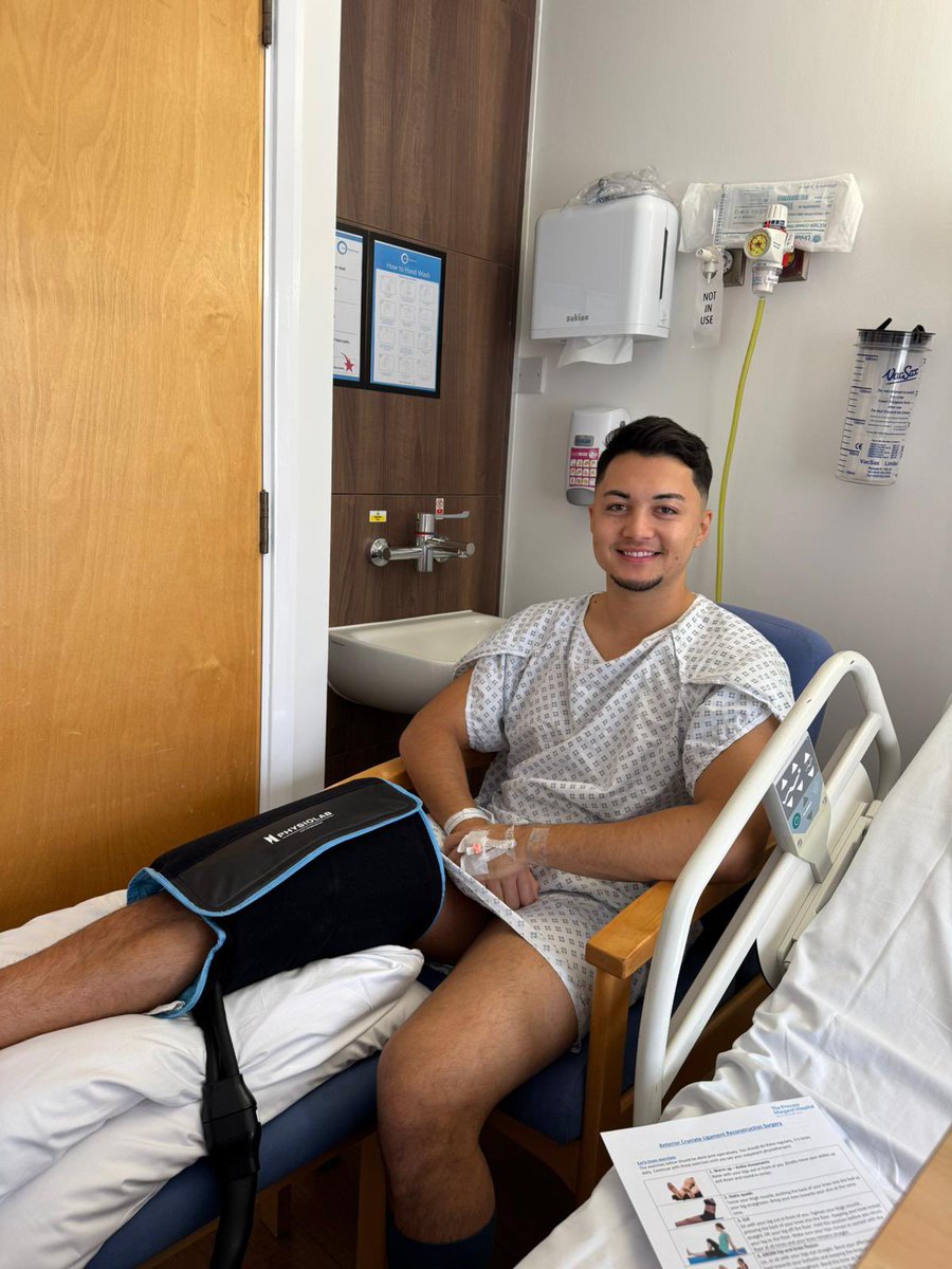 Thanks to everyone at Princess Margaret Hospital and <a href="/henryknee/">Dr Henry E Bourke</a> for the amazing support. ACL reconstruction, completed it mate. Can’t wait to begin the road to recovery⚽️

Yes, I know my gown is inside out, and no, you won’t see anything if you zoom in ffs😂🍆