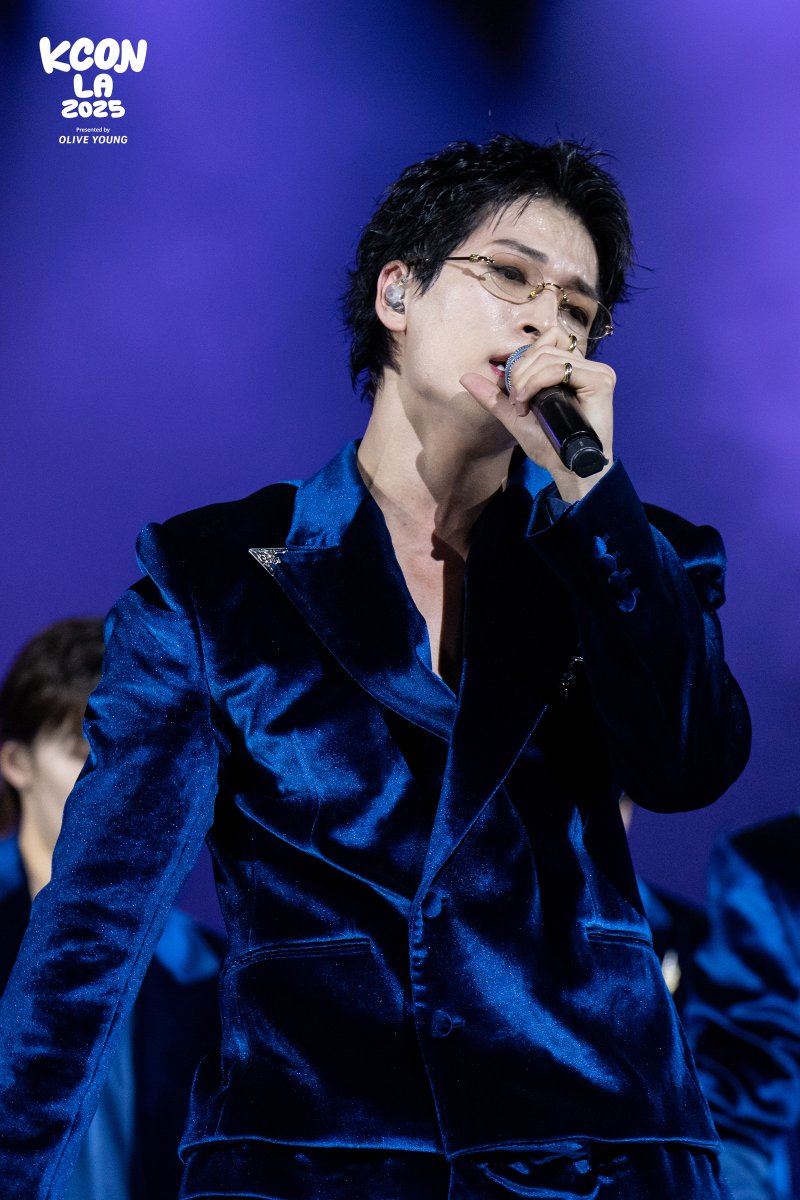 KCON_official's tweet photo. [#KCONLA2025] PHOTO DUMP 🚛📷🎞️

𝐀𝐑𝐓𝐈𝐒𝐓 𝐒𝐓𝐀𝐆𝐄 💙 DAY 3

#JO1
@official_jo1

-
KCON LA 2025
AUG 1-3
https://t.co/Q4WarqPq6D Arena, LA Convention Center

Let's #KCON https://t.co/QMEvxVvNra