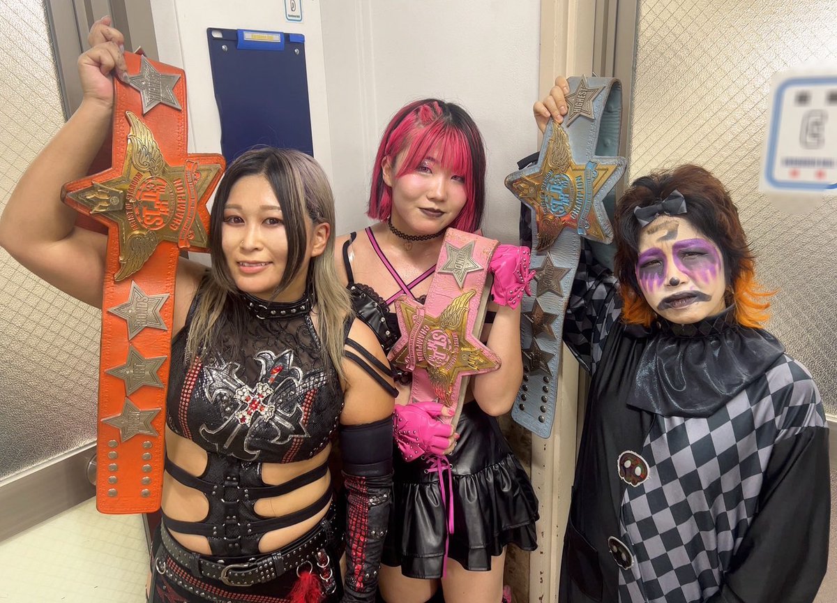 kaori_yoneyama's tweet image. 👑🚬#フキゲンです★#STARDOM