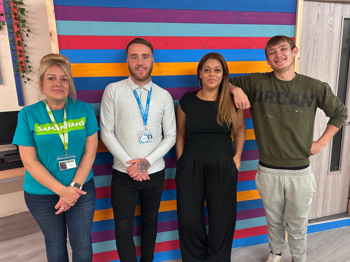 Samaritans Cymru tweet media