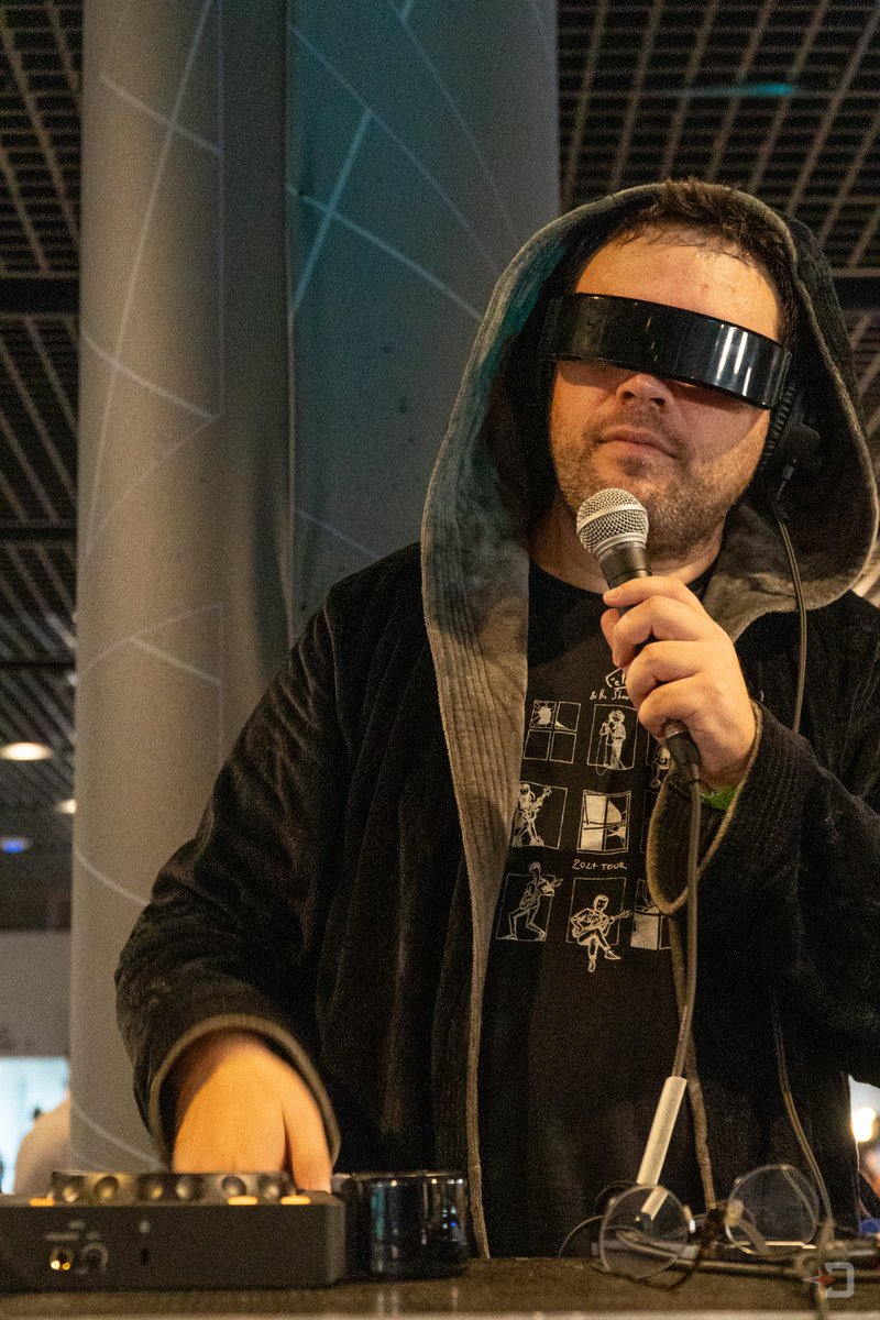 Deployer tweet media