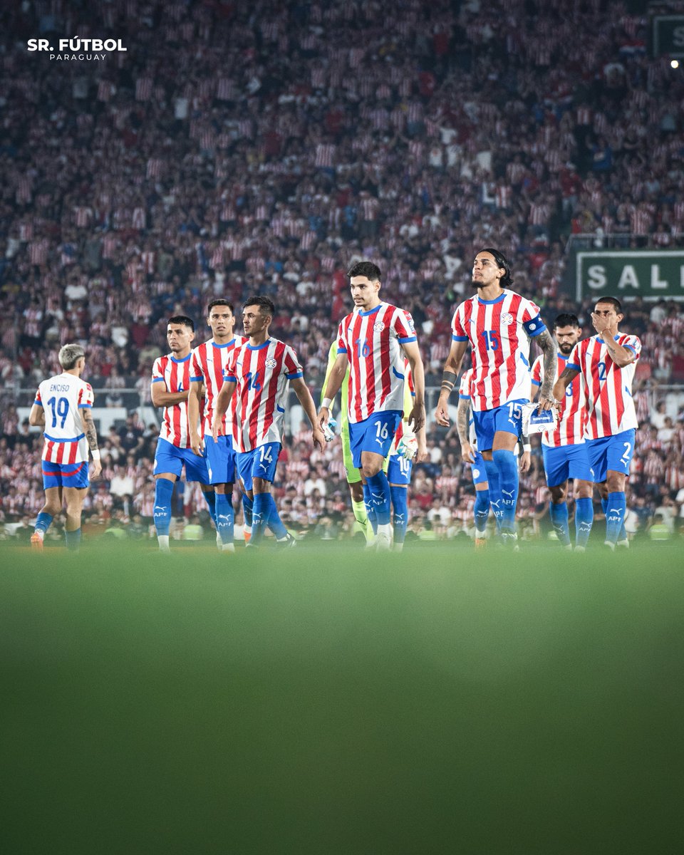 SrFutbolPy's tweet photo. Posterior al último combo de Eliminatorias, Paraguay SUBIRÁ SEIS PUESTOS en el Ranking Mundial de la FIFA (del 43 al 37). Desde el arribo de Gustavo Alfaro, la Albirroja es la Selección Sudamericana que más posiciones escaló en el mismo: 25 LUGARES.

❤️🇵🇾 Realmente impresionante. https://t.co/sURMnIqpCW