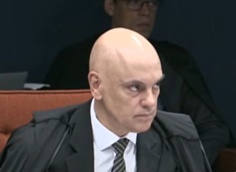 <a href="/pfigueiredo08/">Paulo Figueiredo (8)</a> Tá exalando enxofre!