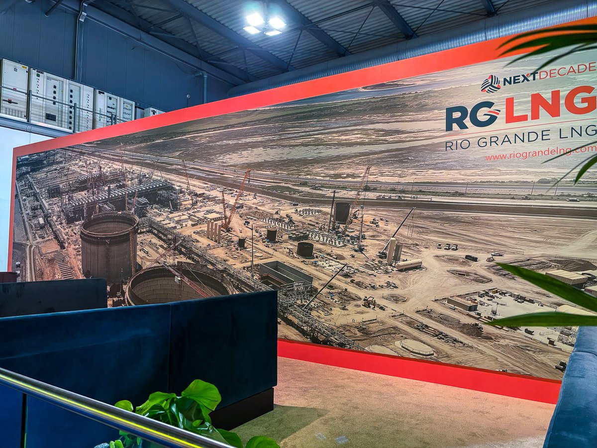 Thank you for another incredible day at #Gastech2025. 💡

Missed your chance to connect with us today? Don't fret because we'll be at Stand F70 tomorrow too for day 3. See you there! #RioGrandeLNG #RGLNG #Energy