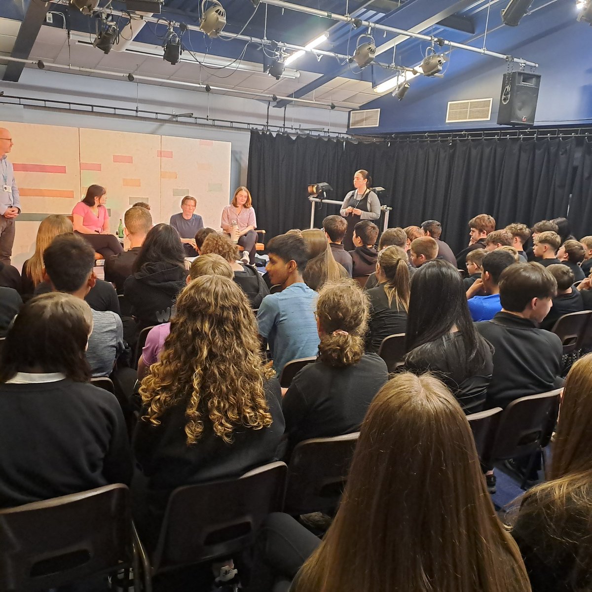 Craigmount High School Performing Arts tweet media