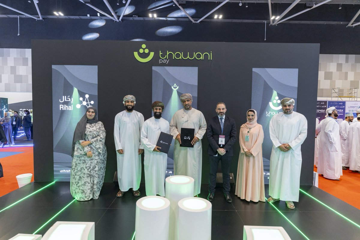 ضمن فعاليات اليوم الثاني من معرض #كومكس25، وقّعت #ثواني اتفاقية تفاهم استراتيجية مع شركة #رحال، في خطوة تعكس التزامها بتوسيع حلولها الرقمية وتعزيز شراكاتها مع الشركات المحلية. 

شارك في التوقيع الرئيس التنفيذي والشريك المؤسس لرحال: أ.عزان الكندي، حيث تهدف هذه الاتفاقية إلى توفير