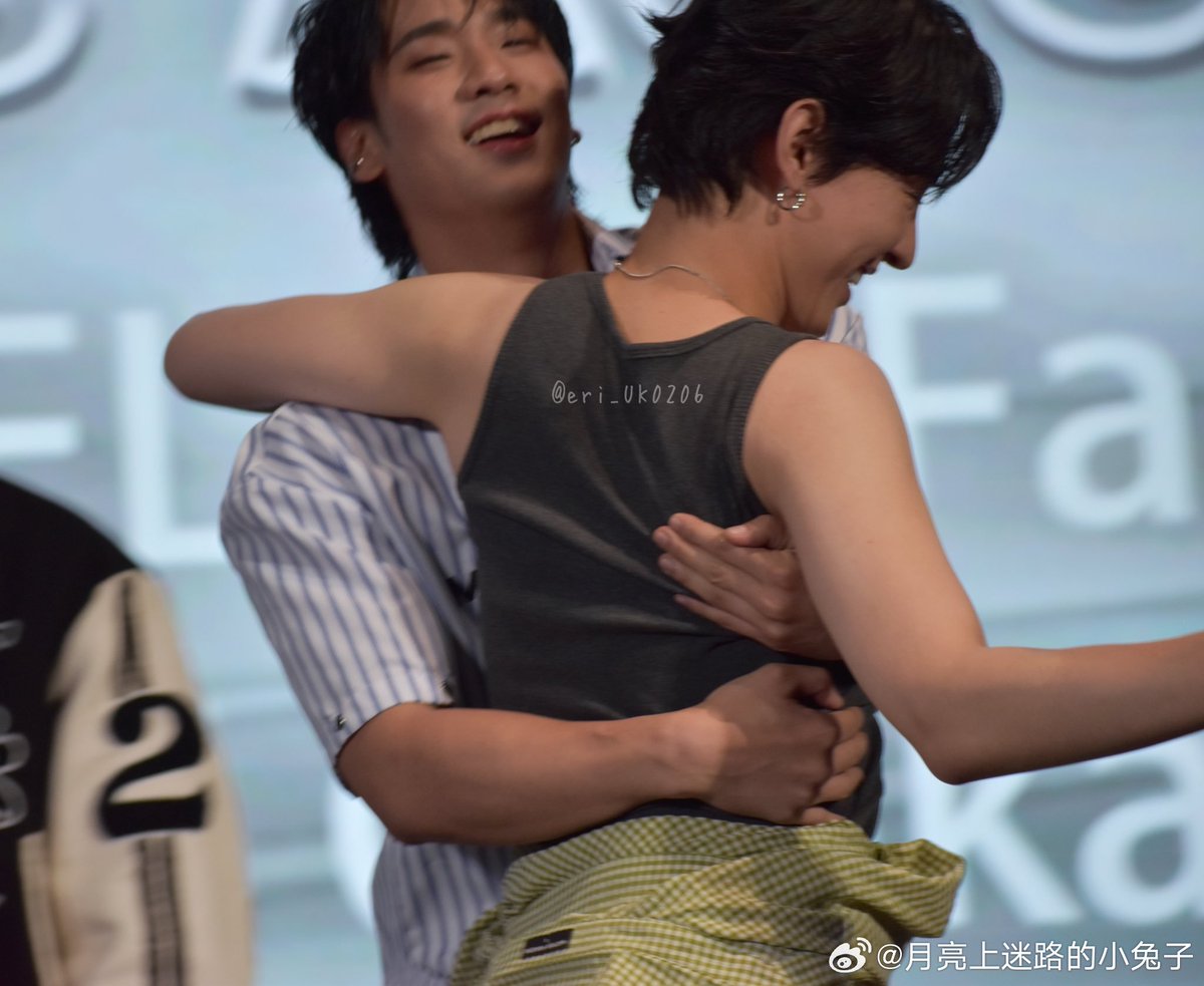 PingNut_Diary's tweet photo. My heart can’t handle this 💖😩

#PingNut 
[ Cr: watermark ] https://t.co/5npLexbqvh