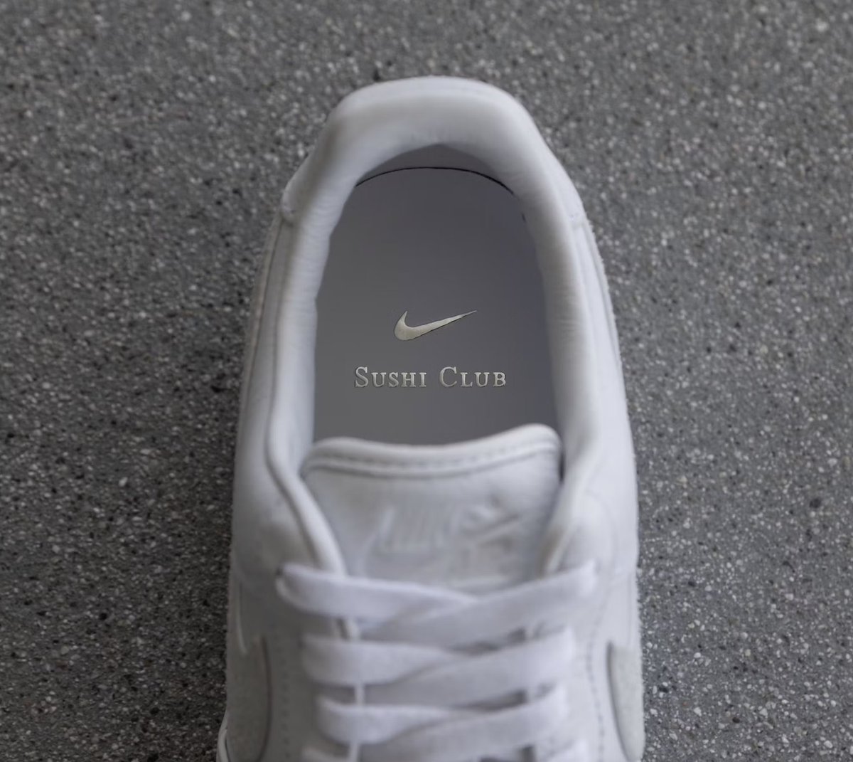 EQLofficial's tweet image. We are proud to announce that the highly anticipated Sushi Club AF1 is dropping through EQL. 

The draw opens in 10 minutes: sushiclub.runfair.com/en-US/us/sushi…