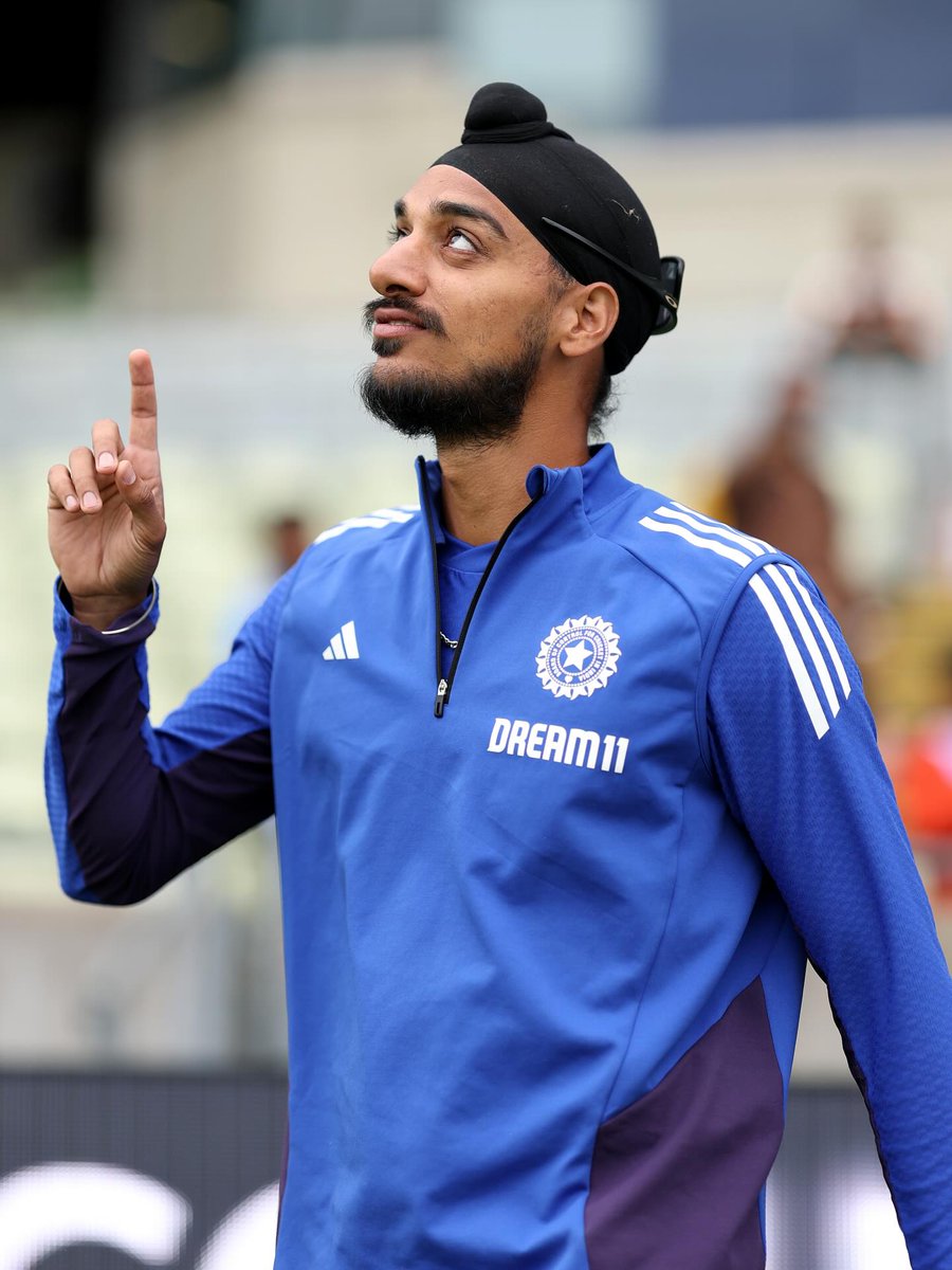 ~Dropped from 2 T20i vs england
~Dropped from 2 ODIs vs england
~Didn't got a single game in champions trophy
~Didn't got a single game in england test series 
~ Dropped from 1st Match of Asia Cup ( could be his 100th wicket match )
What is Arshdeep Singh doing wrong?