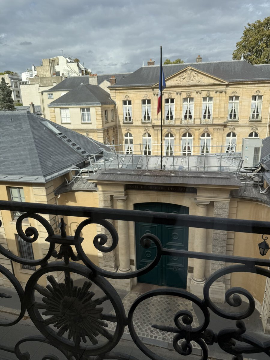 Éric Bothorel #FluctuatNecMergitur tweet media