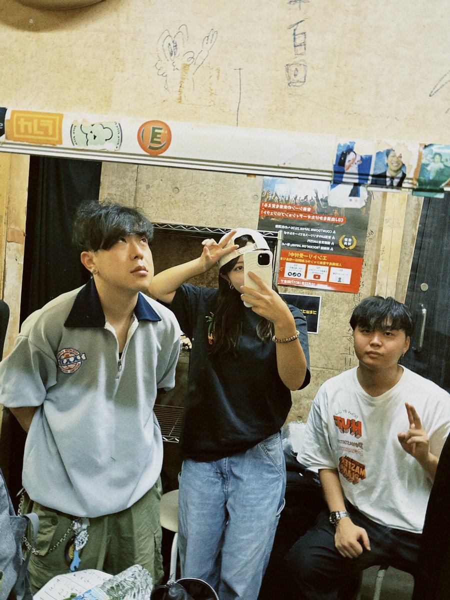 Torn Sticker tweet media