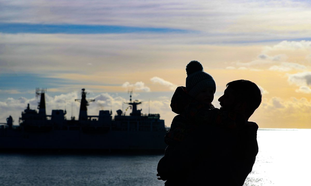 RNRMC's tweet photo. This #WorldSuicidePreventionDay, we remind every RN & RM member, past and present: you are not alone. ๐
Our Need Help Now page connects you to urgent, confidential support when it matters most.
๐ https://t.co/N2CwLXnIsl
#NeedHelpNow #RNFamily https://t.co/OpkobqAHBZ