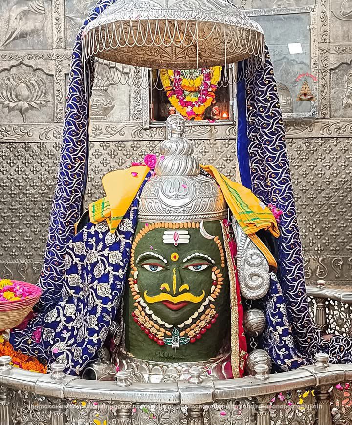 श्री महाकालेश्वर ज्योतिर्लिंग जी के आज के संध्या आरती शृंगार दर्शन 10.09.2025

हर हर महादेव