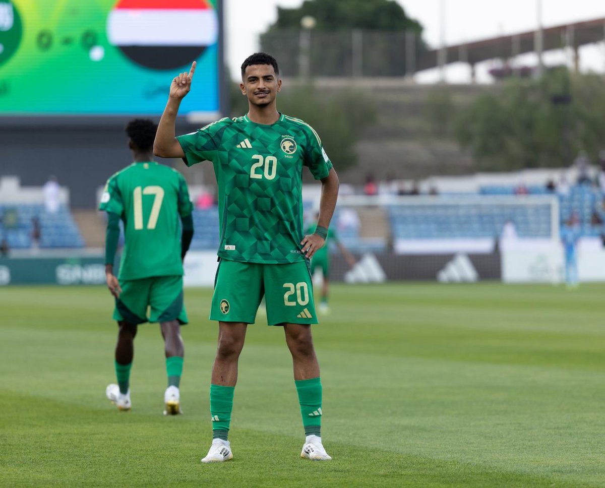 هااااات جائزة الهداف يا حبيبي 🔥🔥🔥🔥🔥🔥🔥🔥☝🏻☝🏻☝🏻☝🏻☝🏻☝🏻☝🏻☝🏻☝🏻