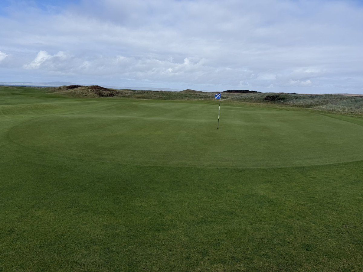 Stewart Duff (@purelinksgolf) on Twitter photo Last few days left of our annual leave so I couldn’t resist popping in to see how <a href="/ServiceGrass/">Links greenkeeper</a> Neil was getting on at Ardfin, great to see a lift in the presentation and the stafffing numbers up. Had a sneaky peak in <a href="/TheMachrie/">The Machrie</a> to, looking good also. Last few days left of our annual leave so I couldn’t resist popping in to see how <a href="/ServiceGrass/">Links greenkeeper</a> Neil was getting on at Ardfin, great to see a lift in the presentation and the stafffing numbers up. Had a sneaky peak in <a href="/TheMachrie/">The Machrie</a> to, looking good also.