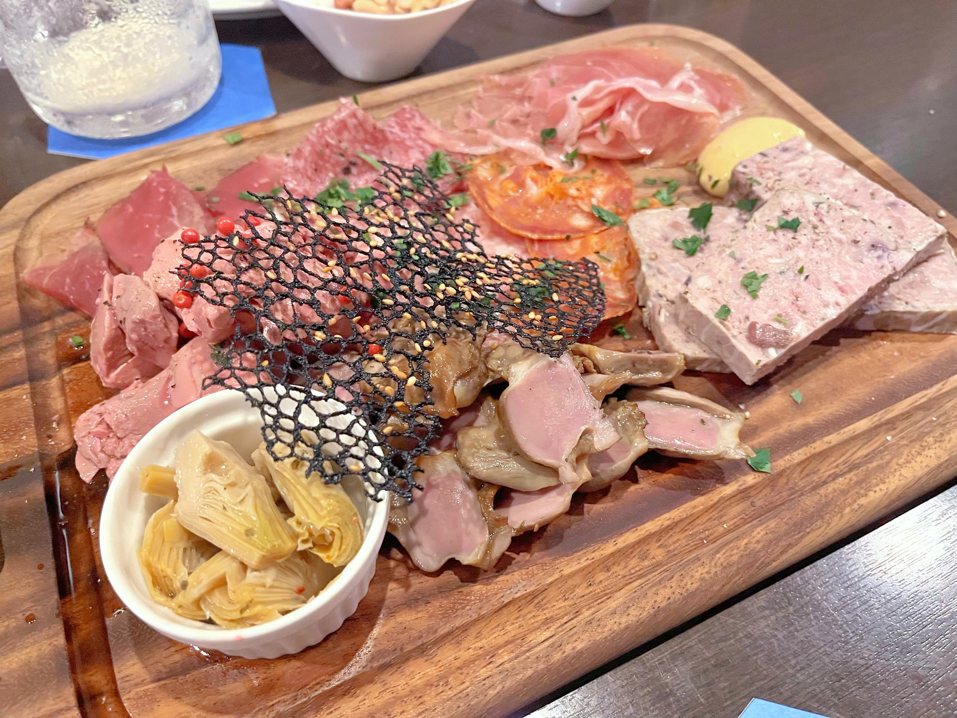 おいしいセルビー 料理の職人たちをたずねて おいしいセルビー 料理の職人たちをたずねて | トッド・セルビー