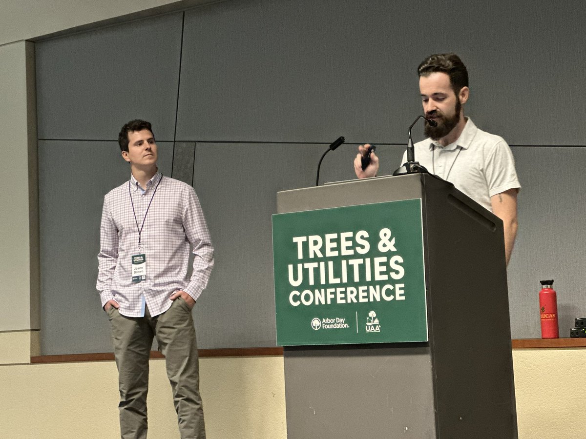 AmyFischbach's tweet image. ComEd compared remote sensing technologies over a two-year period. The speakers at T&amp;amp;U are sharing the results of these LiDAR, HSI and satellite pilot projects. @tdworldmag #treesandutilities