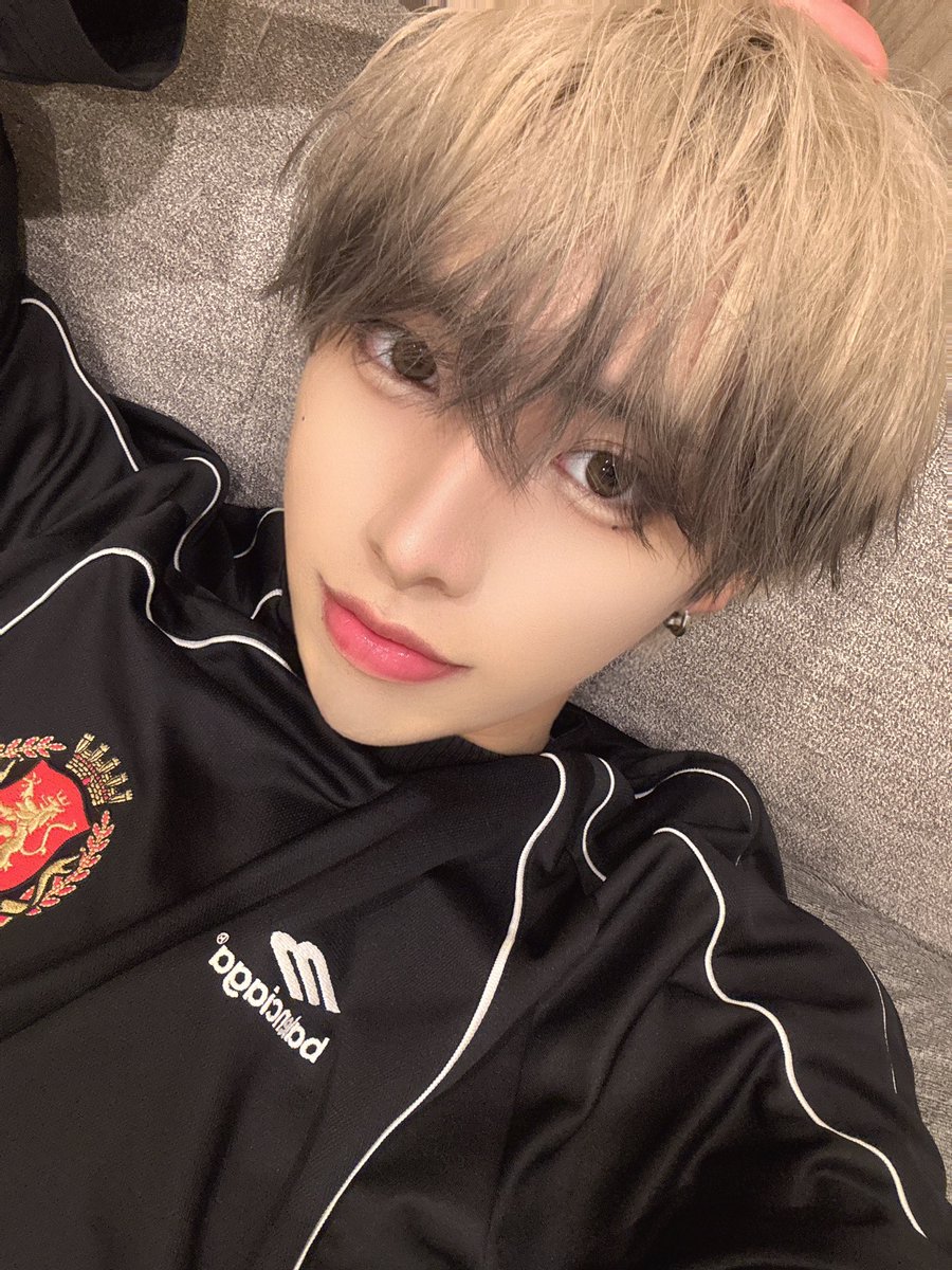 きら (@kira_charles3) on Twitter photo 