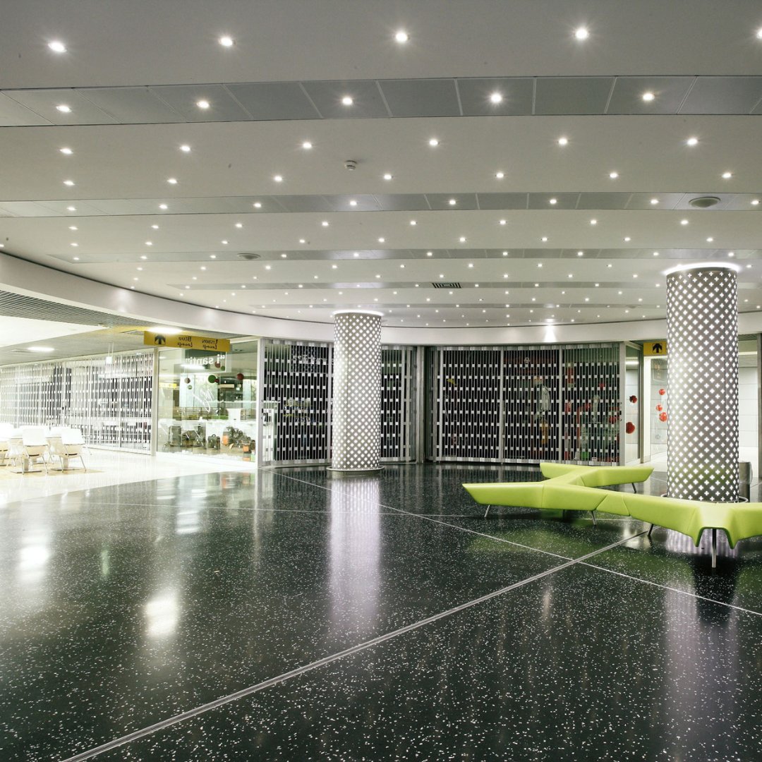 FDRDStore's tweet image. With @fdrdstore solutions, there is no need to compromise on design or functionality. Explore all of your options by visiting our website. 

Learn more: mfstyles.us/Foldingdoorsan… 

#foldingdoorsandroomdividers #interiordesign #spacesolutions #foldingdoors #roomdividers