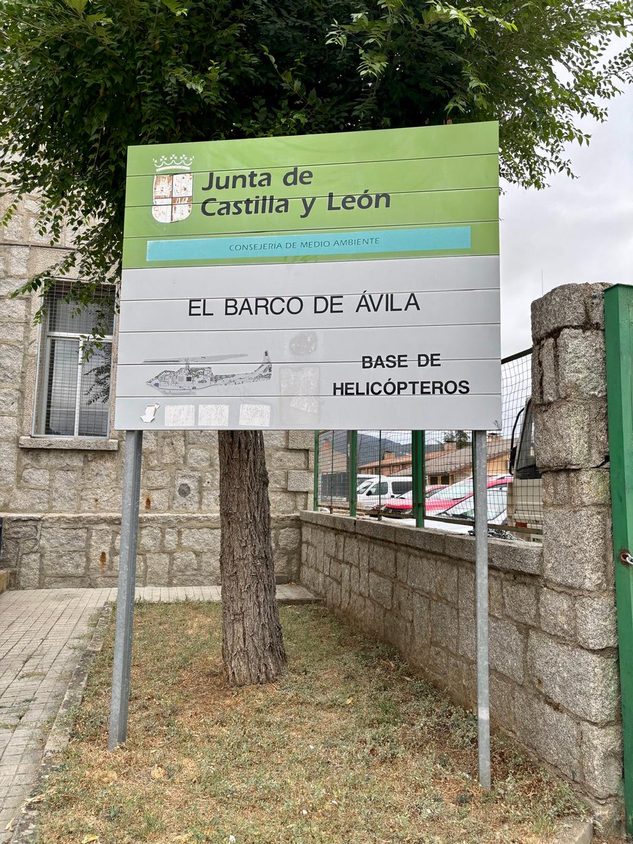 UGT_SP_CYL's tweet photo. 🔥Hoy hemos visitado la ELIF de el barco de Ávila escuchando a los trabajadores.

👀Las condiciones siguen siendo precarias tanto en la parte privada como en la pública. 

✊️Desde UGT seguiremos luchando por conseguir mejoras laborales para estos operarios. https://t.co/dmny4ymhzL