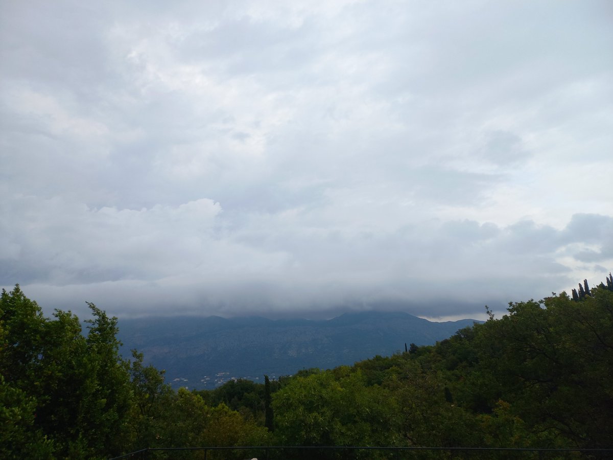 SSaranovic's tweet image. Ðurđevo brdo danas. Lice i naličje.