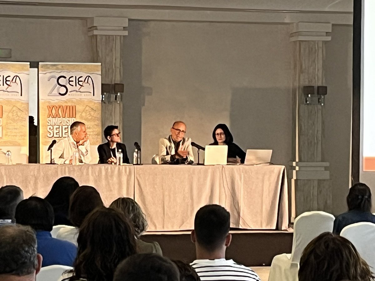 Interesantísimo  Seminario de investigación: Investigación sobre sentido estocástico en el siglo XXI

Coordinado por María Gea y con Ángel Alsina, Ainhoa Berciano y Pedro Campos.

#SEIEM2025Melilla