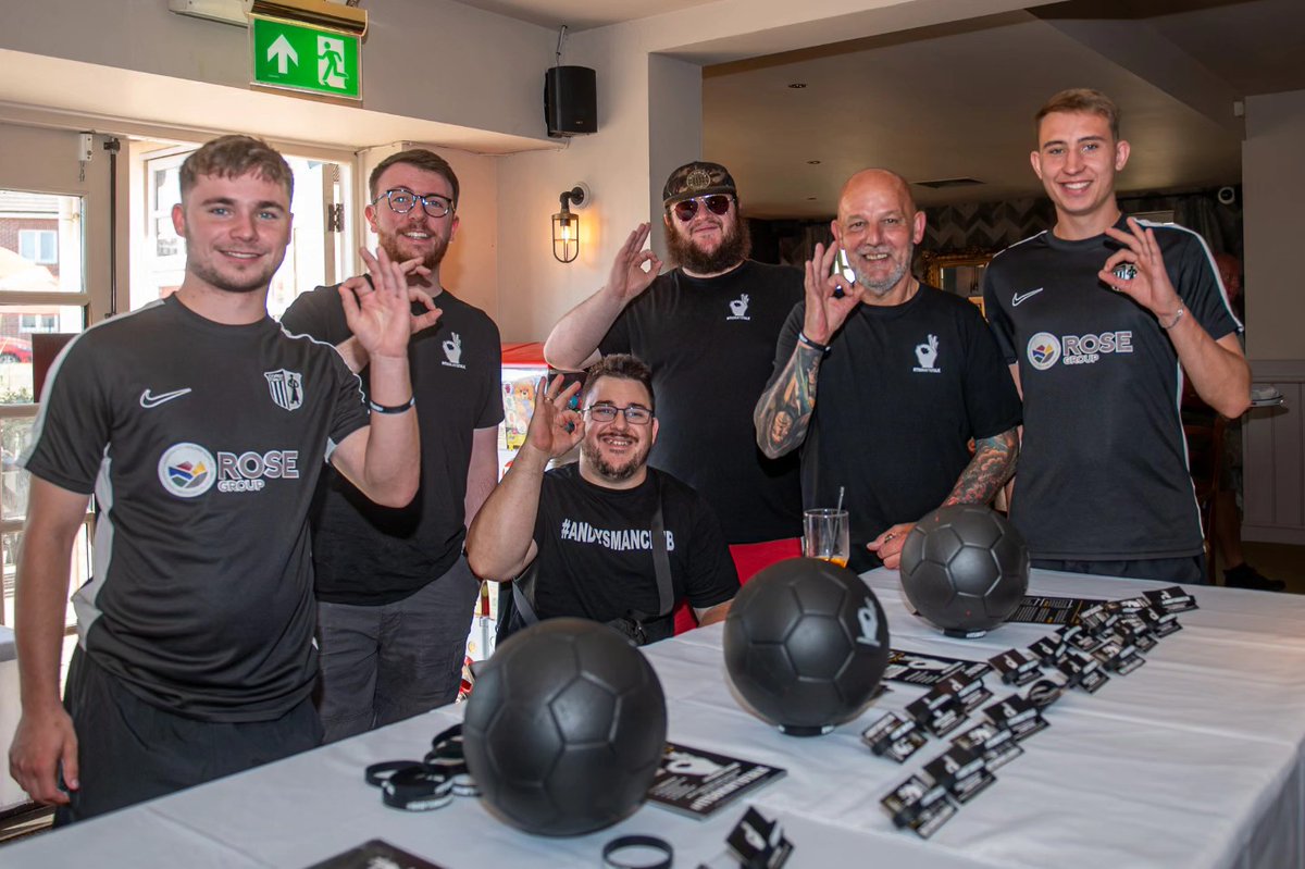 Today is #WorldSuicidePrevention Day 🎗️

<a href="/corbytownfc/">Corby Town FC</a> recently hit the pitch to raise funds for <a href="/andysmanclubuk/">#ANDYSMANCLUB</a> sharing that #ItsOkayToTalk 💚

Find out how you can continue the conversation with <a href="/BatonOfHopeUK/">Baton of Hope UK</a>: ow.ly/txPg50WUrn8

#CorbyTownFC #AndysManClub #BatonOfHope