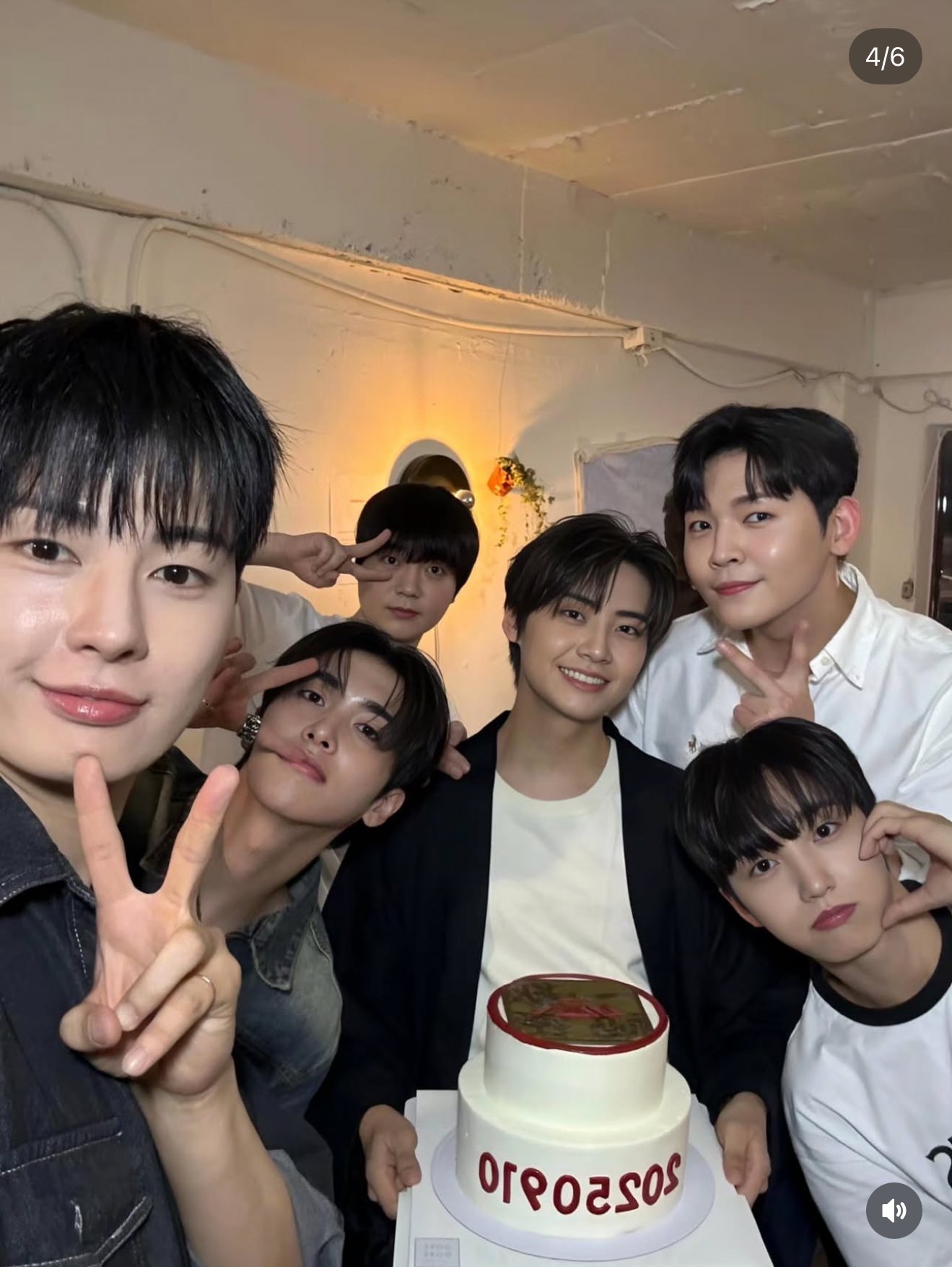up10tion  invitation コギョル　トレカ　업텐션 고결 포카 up10tion invitation コギョル トレカ 업텐션 고결 포카