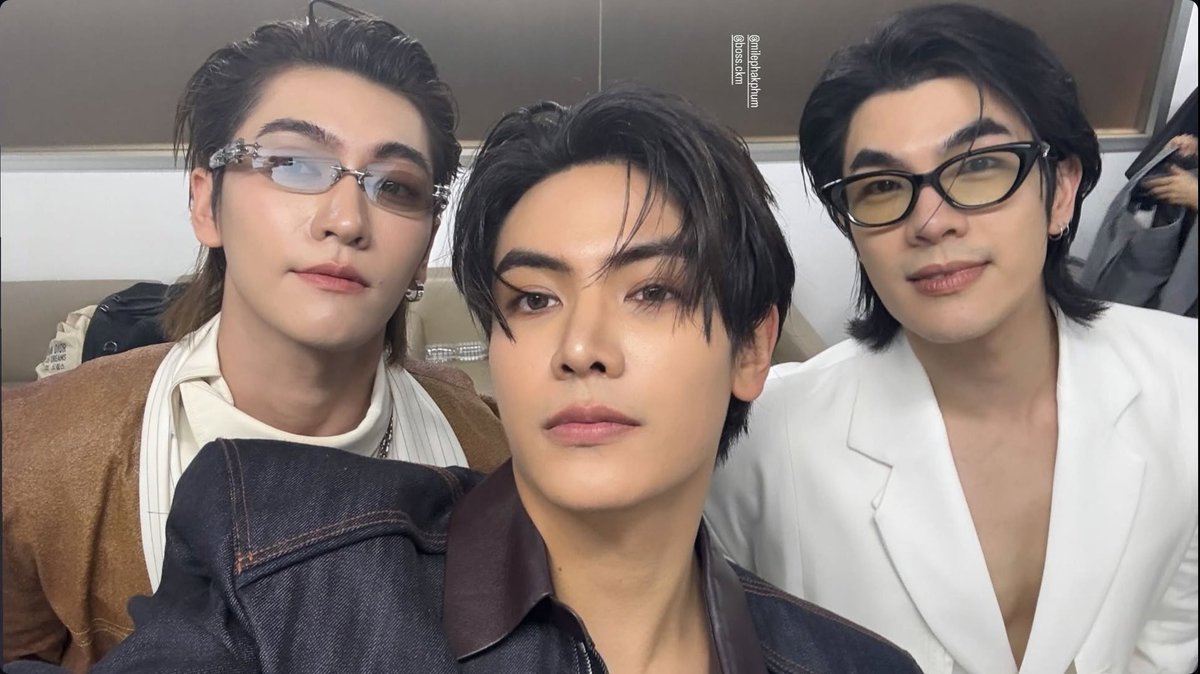mimp_JD's tweet photo. พี่พระเอกทั้งสาม

JOONG x GENTLEMONSTER

#JoongArchenxGENTLEMONSTER
#GENTLEMONSTER https://t.co/DuG4l6Izm2