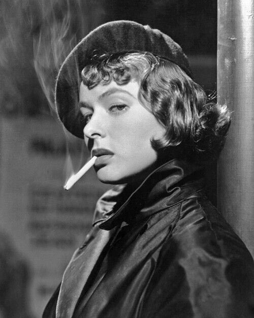 No entiendo: el <a href="/gobiernoesp/">Gobierno de España</a> prohíbe fumar en casi todos lados, pero es también quien tiene el monopolio del tabaco. 🚬

Le preocupa nuestra salud. Bien.

Pues que prohiba el tabaco, directamente. Fin del asunto. 🚭

Hipócritas.