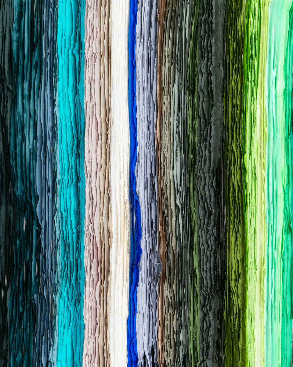 At the recently opened Cheval Blanc Seychelles, art and nature come together in harmony.

Contemporary artist Joël Andrianomearisoa unveils “Un Souffle du Temps sur la Mélodie de nos Songes”, a poetic journey inspired by the island’s green mountains and turquoise waters.

Learn