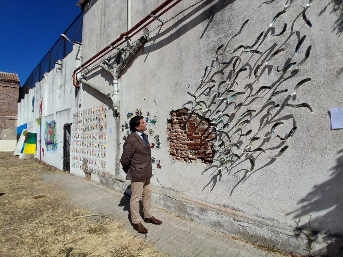 📢Regresa el Festival de Arte Contemporáneo al <a href="/escuelaCES/">Escuela de Imagen y Sonido CES</a> de #Hortaleza en su IX edición

✅El concejal <a href="/davidperez/">𝔻𝕒𝕧𝕚𝕕 ℙ𝕖𝕣𝕖𝕫 𝔾𝕒𝕣𝕔𝕚𝕒</a> ha visitado esta muestra, donde, del 7 al 14 de septiembre, el público podrá sumergirse en el proceso creativo de más de 40 artistas

¡No faltes!