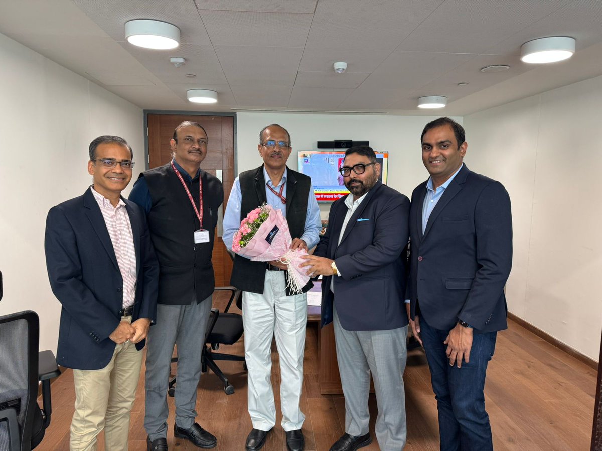 #UFF delegation met Secretary #MSME Shri S.C.L. Das and JS MSME Shri Ateesh Singh in Delhi. Strong appreciation for fintech’s role in bridging access deficit inn MSME. Some constructive suggestions shared, UFF will take it forward with its members.